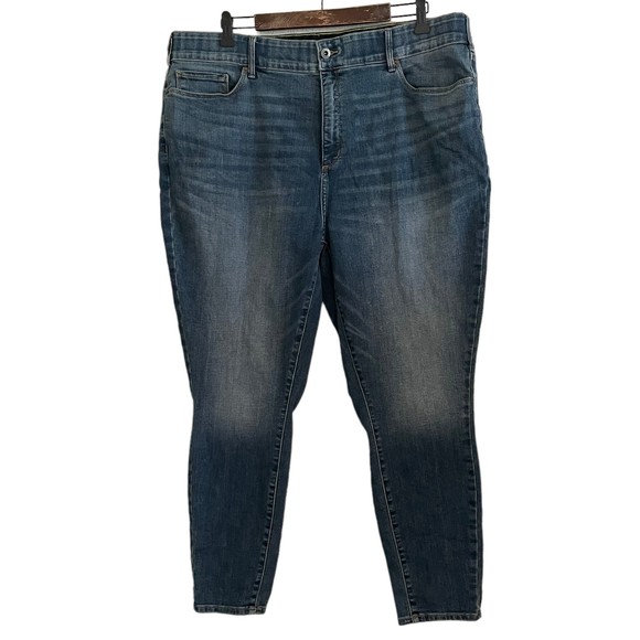 Eddie Bauer Jeans Eddie Bauer Womens Size 2w Jeans Slightly Curvy